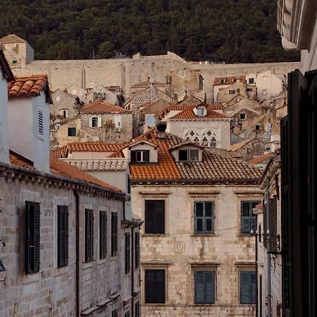 Luxury Room In Dubrovnik Old Town With Breakfast 4 דירה *